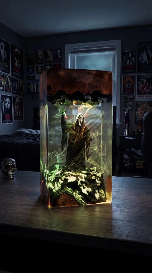 Scream Lamp