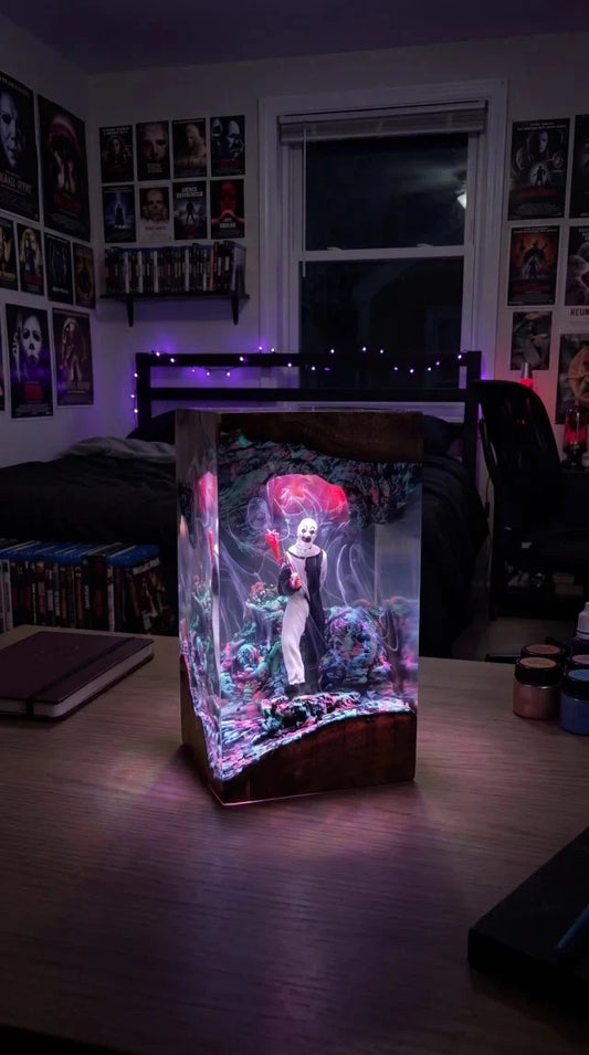 Art the Clown Lamp